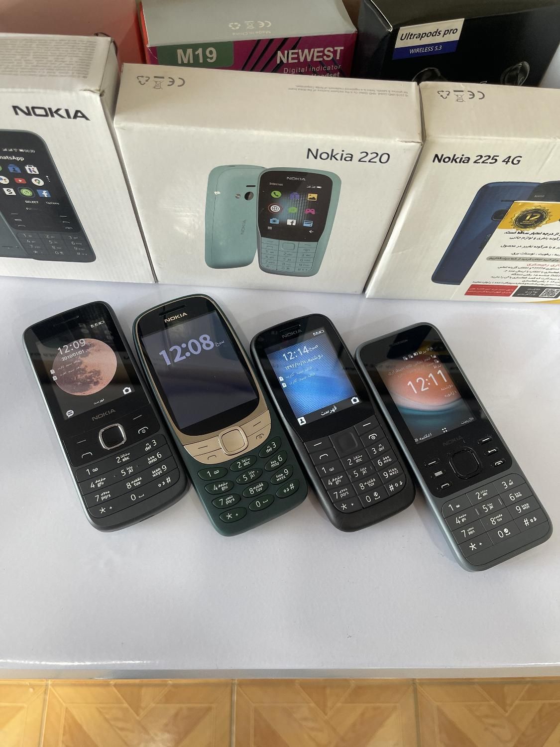گوشی 6300 نوکیا 225 دکمه ای 6310 رم خور 220 درشت|موبایل|کرج, گلشهر|دیوار