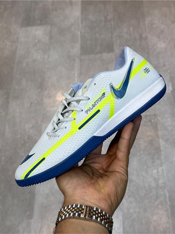 کفش سالنی فوتسال نایک مدل Nike Phantom|کیف، کفش، کمربند|اصفهان, علی قلی آقا|دیوار