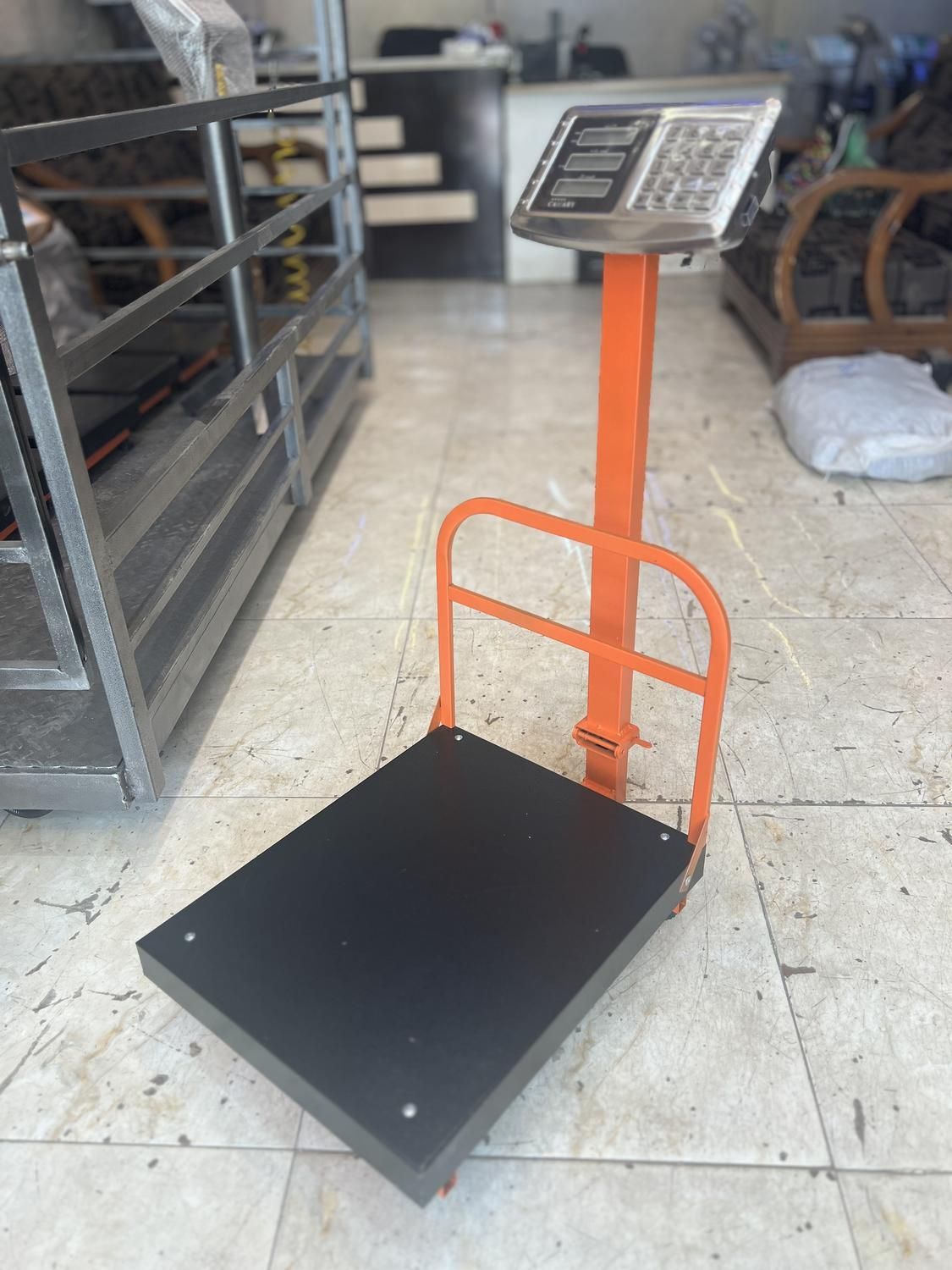 باسکول ترازو 350 کیلویی گارددار|فروشگاه و مغازه|کرمانشاه, |دیوار