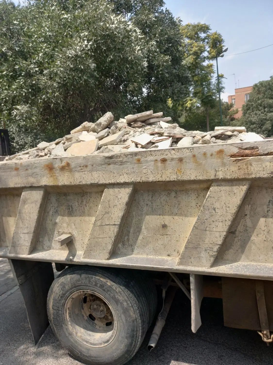 حمل نخاله خاور ایسوزو خاکبرداری تهیه ماسه مصالح|خدمات حمل و نقل|تهران, آبشار تهران (دریاچه)|دیوار