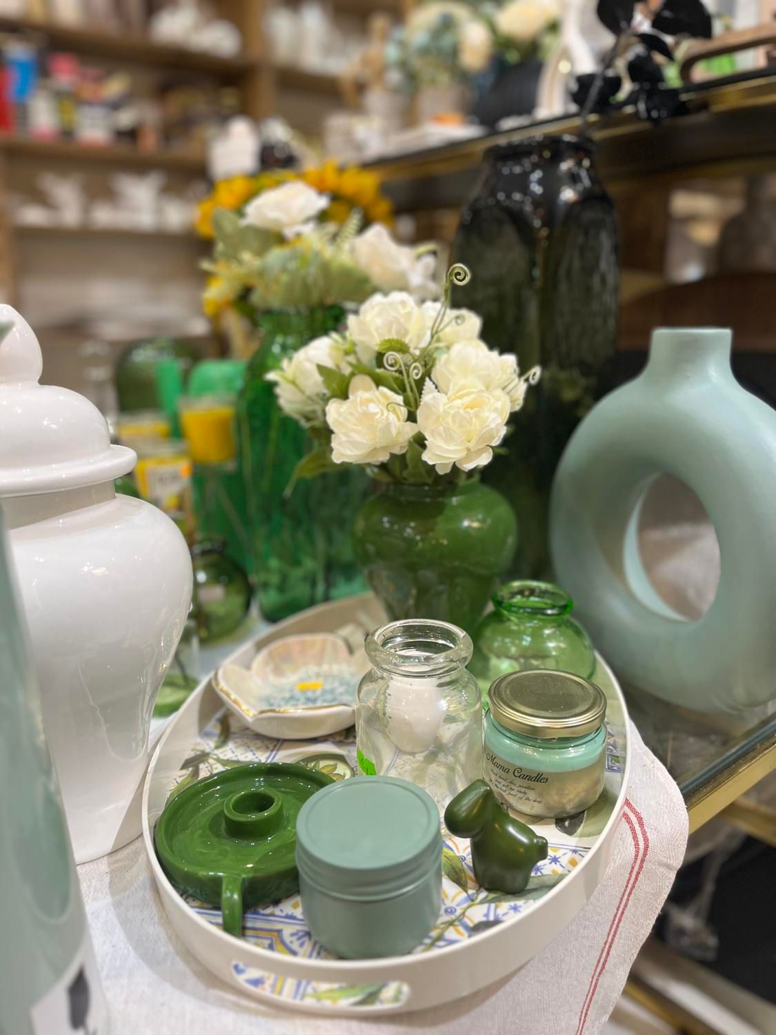 ست دکوری و گل و گلدان رنگ سبز و طلایی|صنایع دستی و سایر لوازم تزئینی|بندرعباس, |دیوار