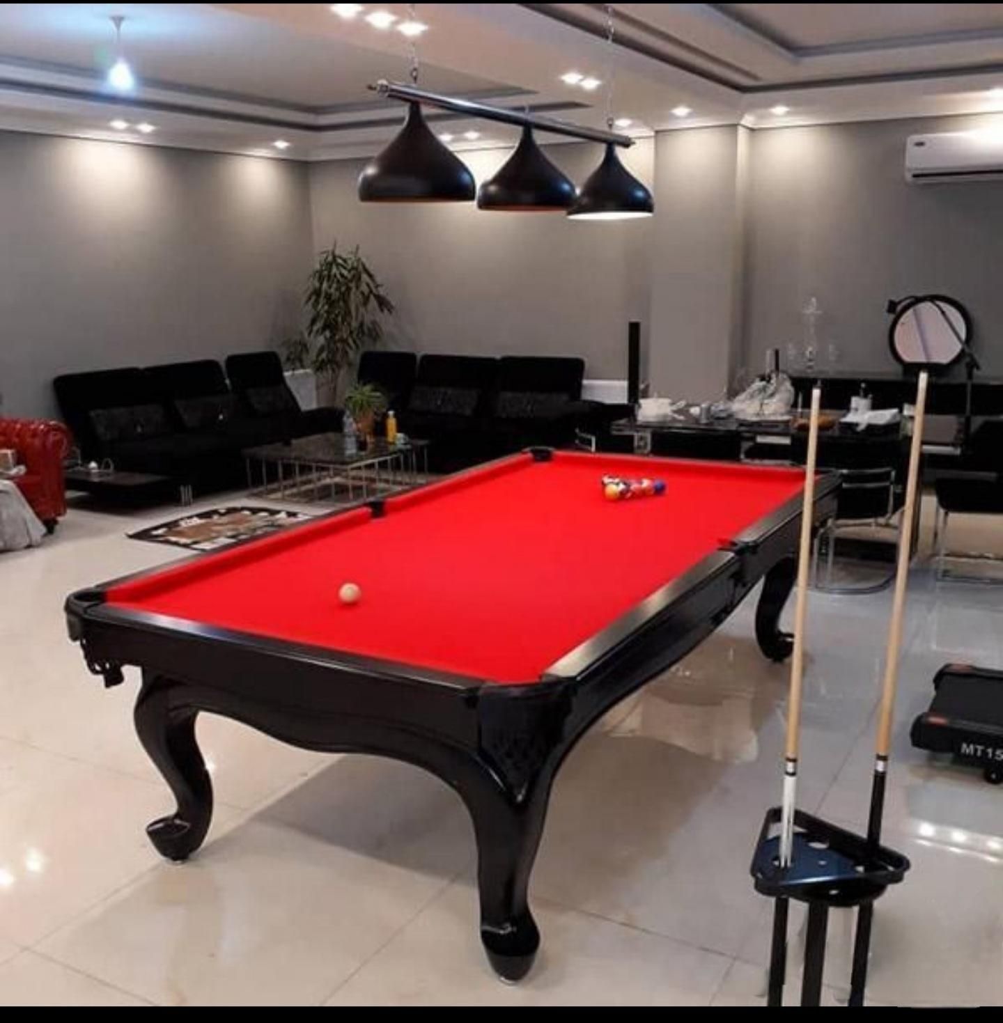 میز بیلیارد پایه آهویی قابلیت ناهار خوری|ورزش‌های توپی|شیراز, شهرک گلستان|دیوار