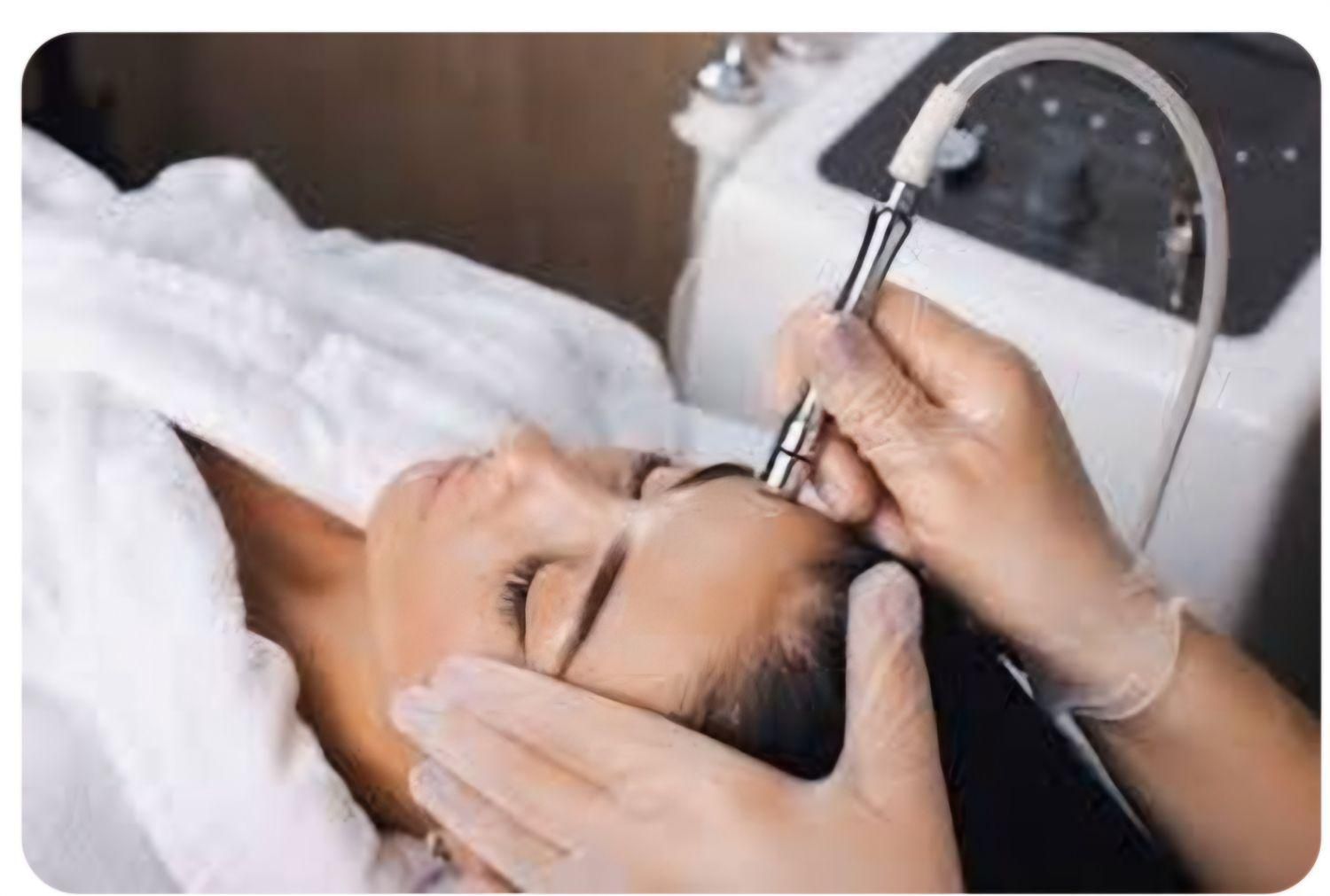 مدل پاکسازی رفع غبغب روشن کننده بیکینی و جراحی|خدمات آرایشگری و زیبایی|تهران, شهرک ولیعصر جنوبی|دیوار