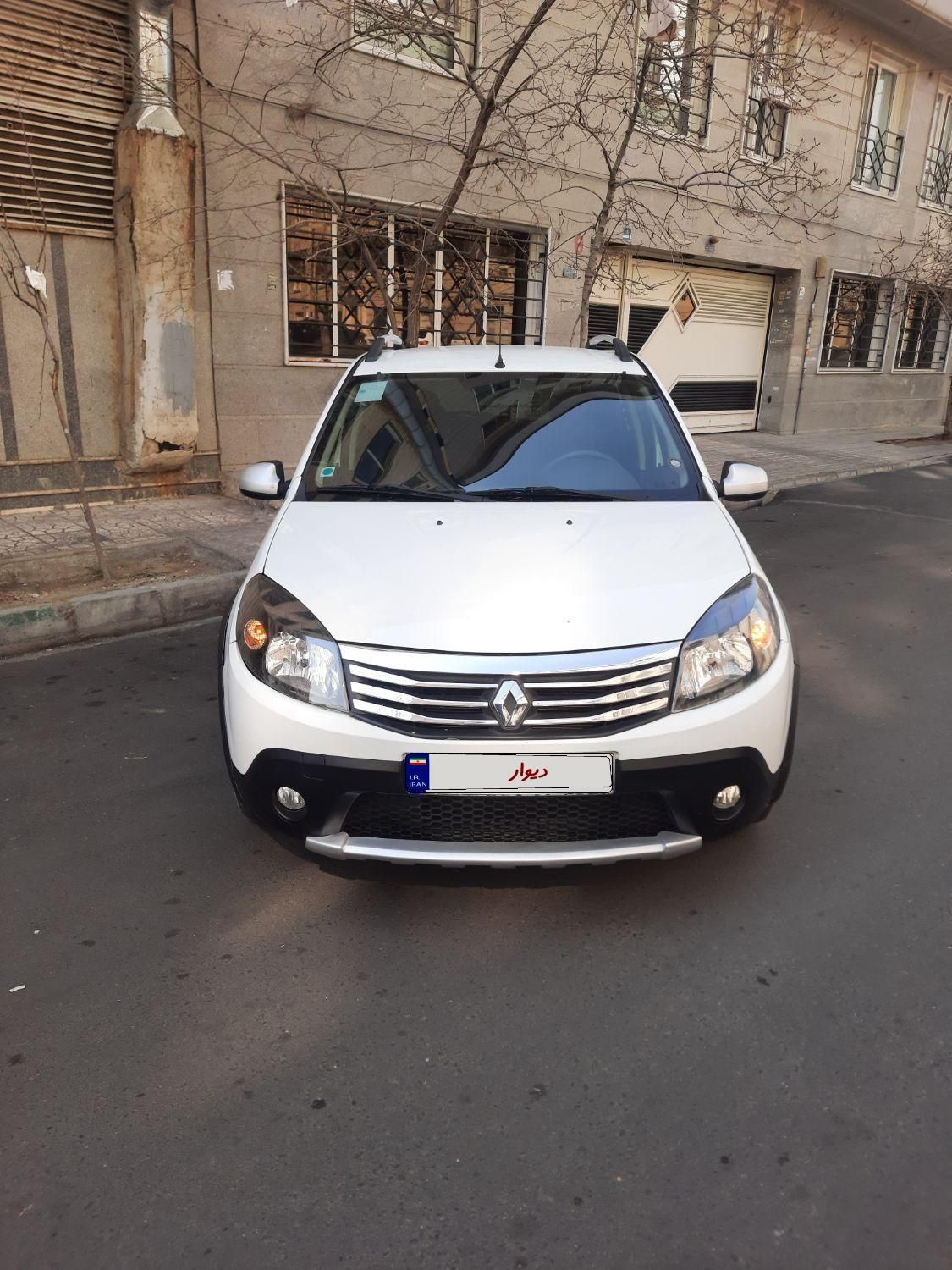 رنو ساندرو استپ‌وی اتوماتیک، مدل ۱۳۹۷|خودرو سواری و وانت|تهران, اسکندری|دیوار