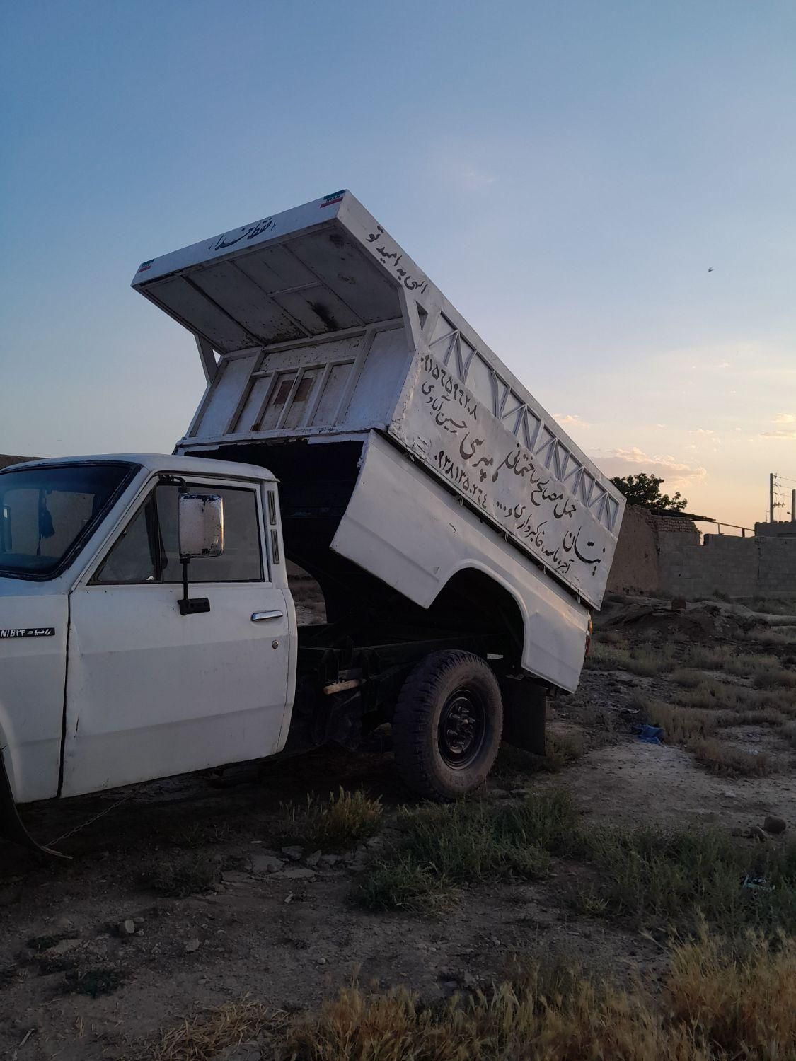 نیسان کمپرس حمل مصالح نخاله، ماسه، آجر،|خدمات حمل و نقل|نیشابور, |دیوار