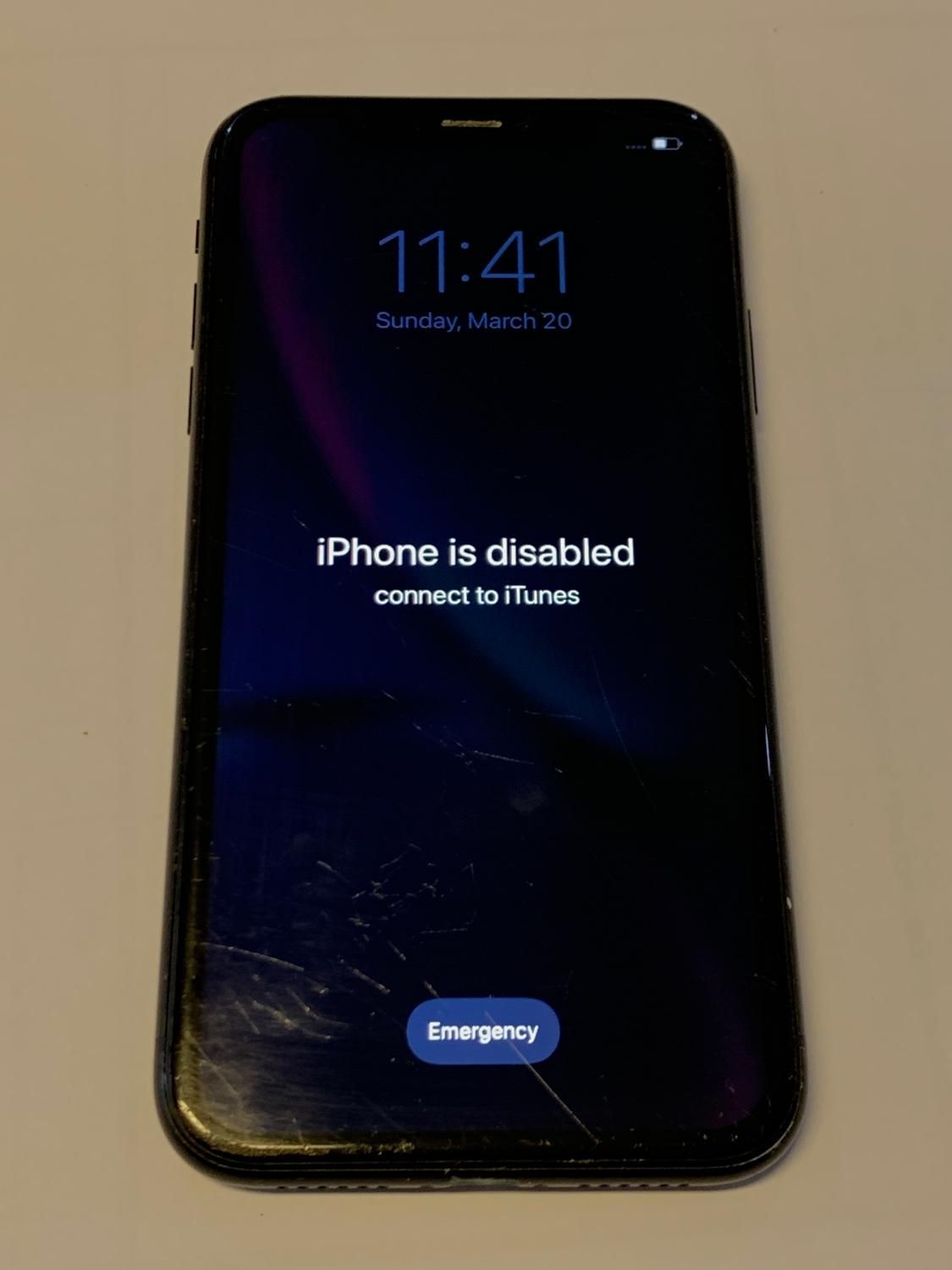 آیفون xr لاک iCloud|موبایل|تهران, عباس‌آباد|دیوار