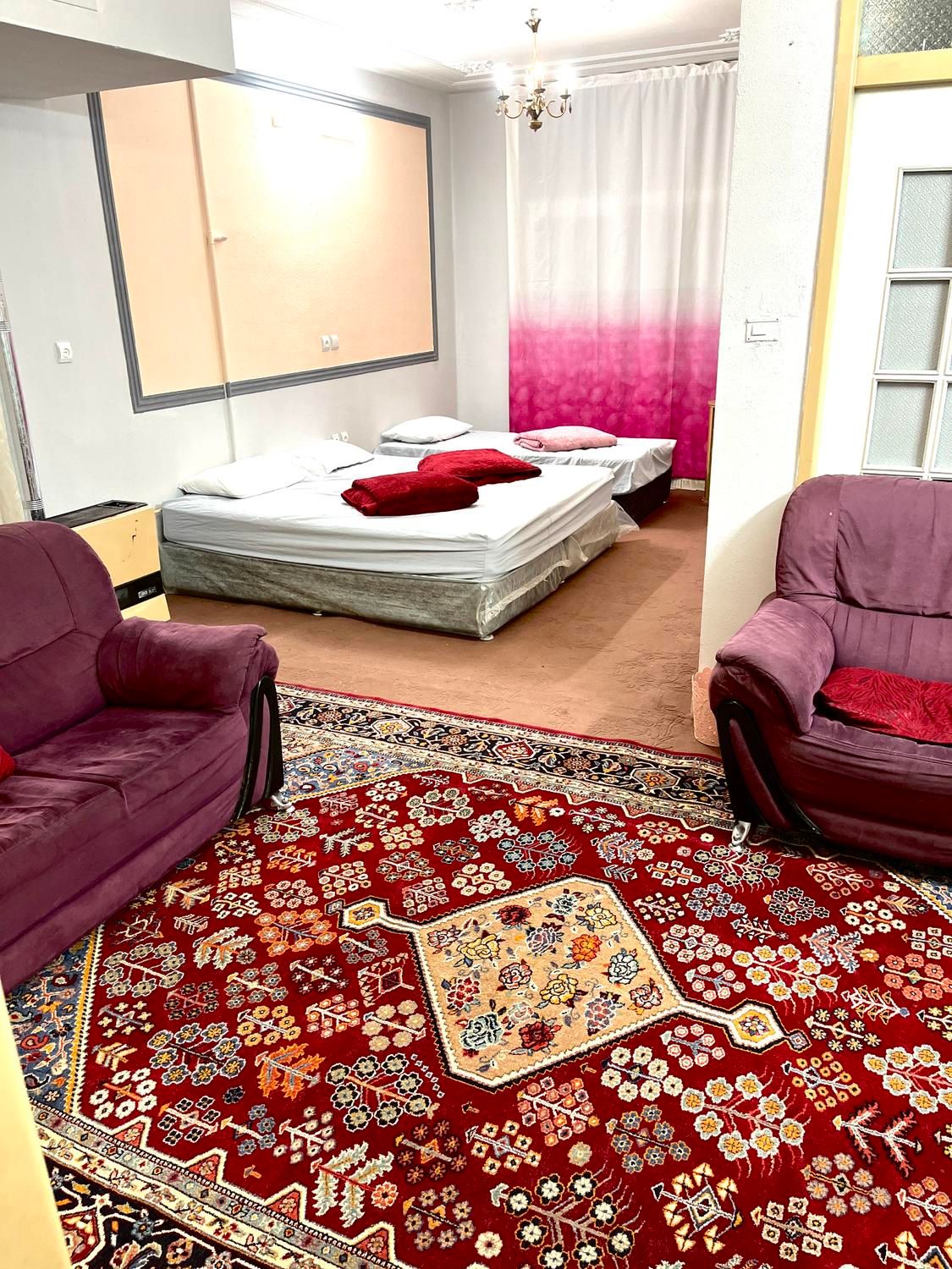 سوییت مبله تمیز میدان نقش جهان مرکزشهر|اجارهٔ کوتاه‌مدت آپارتمان و سوئیت|اصفهان, قلعه طبره|دیوار