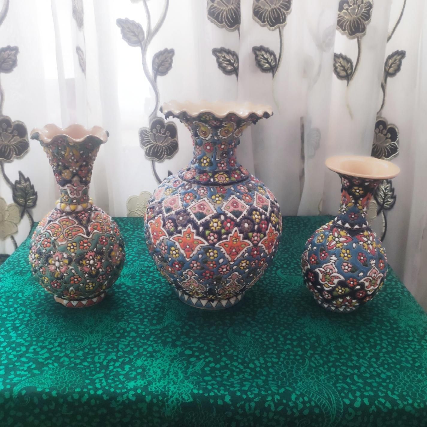 سه گلدان میناکاری دکوری|صنایع دستی و سایر لوازم تزئینی|جوانرود, |دیوار