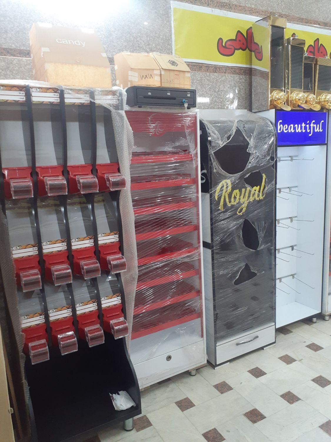 استند آبشاری /طبقاتی/ آجیل و خشکبار|فروشگاه و مغازه|اردبیل, |دیوار