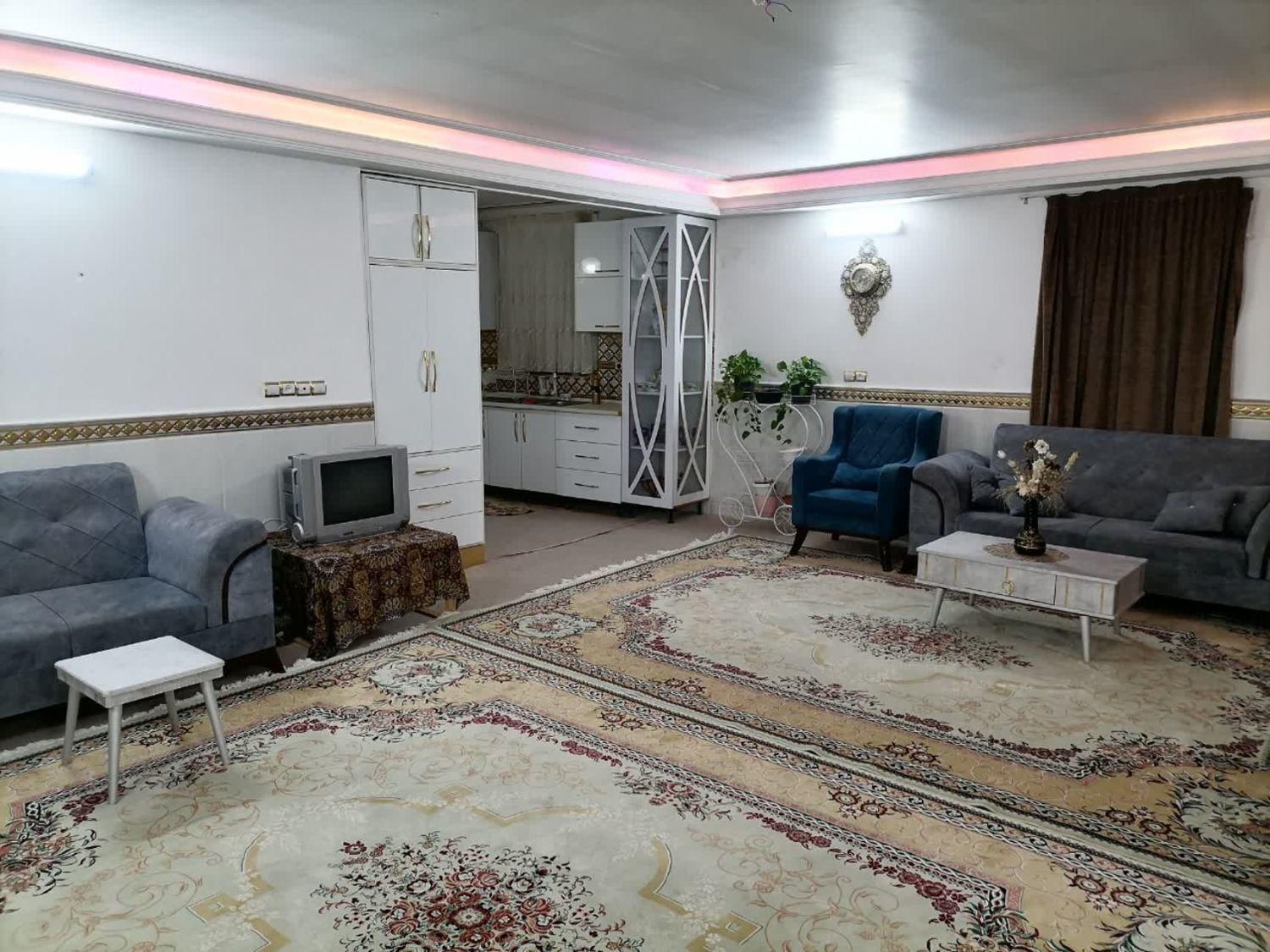 باغ ویلای شیک معاوضه با مسکونی|فروش خانه و ویلا|قم, پردیسان|دیوار