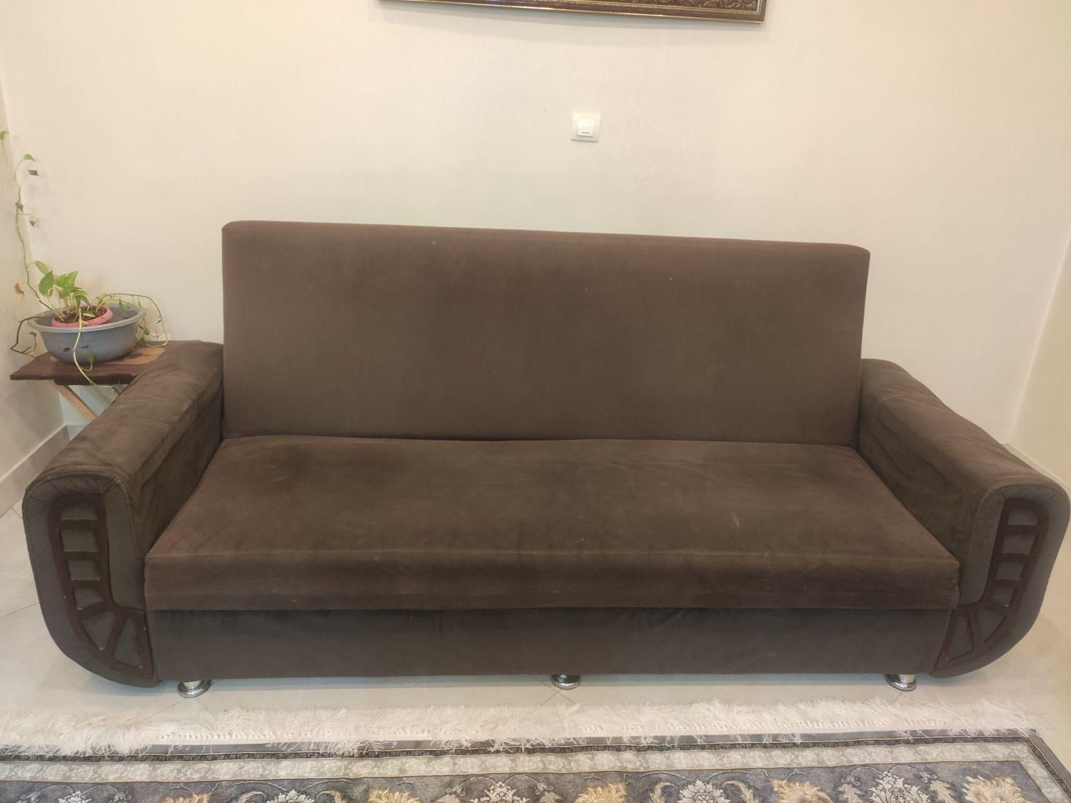 مبل ۵ نفره تختخواب شو و باکس دار|مبلمان خانگی و میز عسلی|کرج, کوی کارمندان شمالی|دیوار