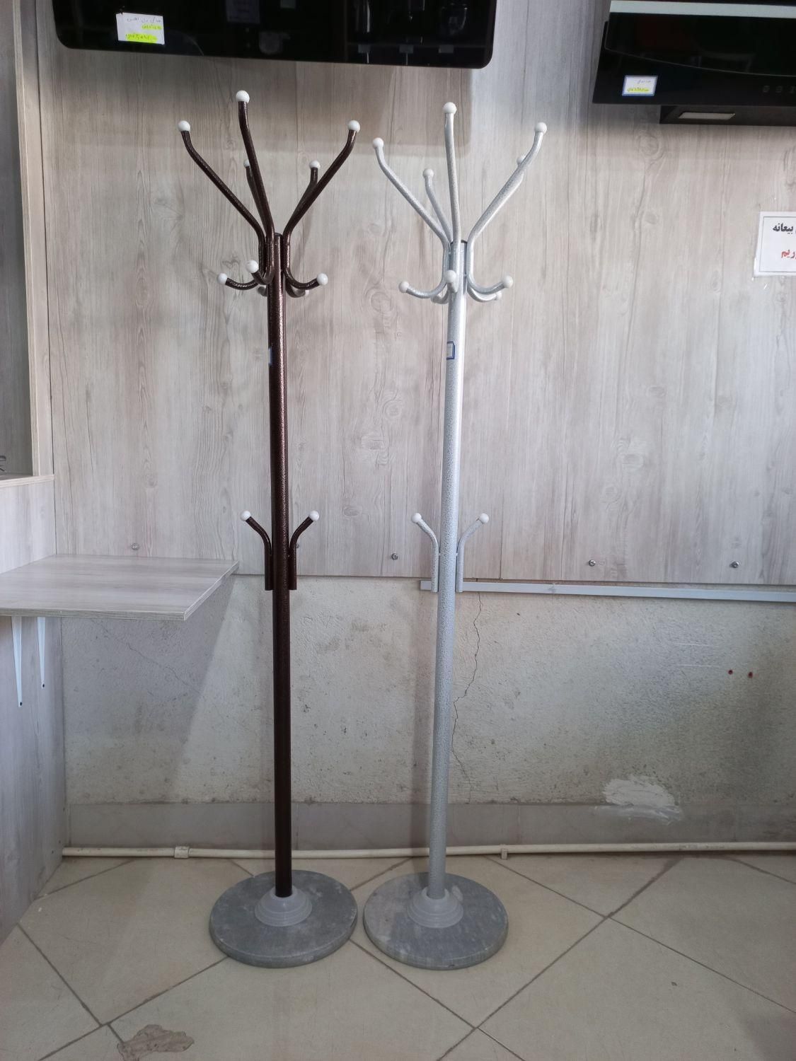 چوب لباسی * رخت آویز باریک رنگی اثاث مارکت|بندرخت و رخت‌آویز|سیرجان, |دیوار