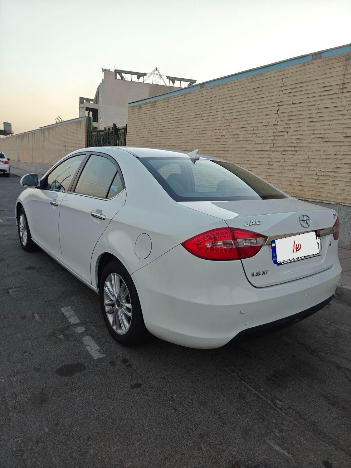 جک J5 اتوماتیک 1800cc، مدل ۱۳۹۳|خودرو سواری و وانت|تهران, زهتابی|دیوار