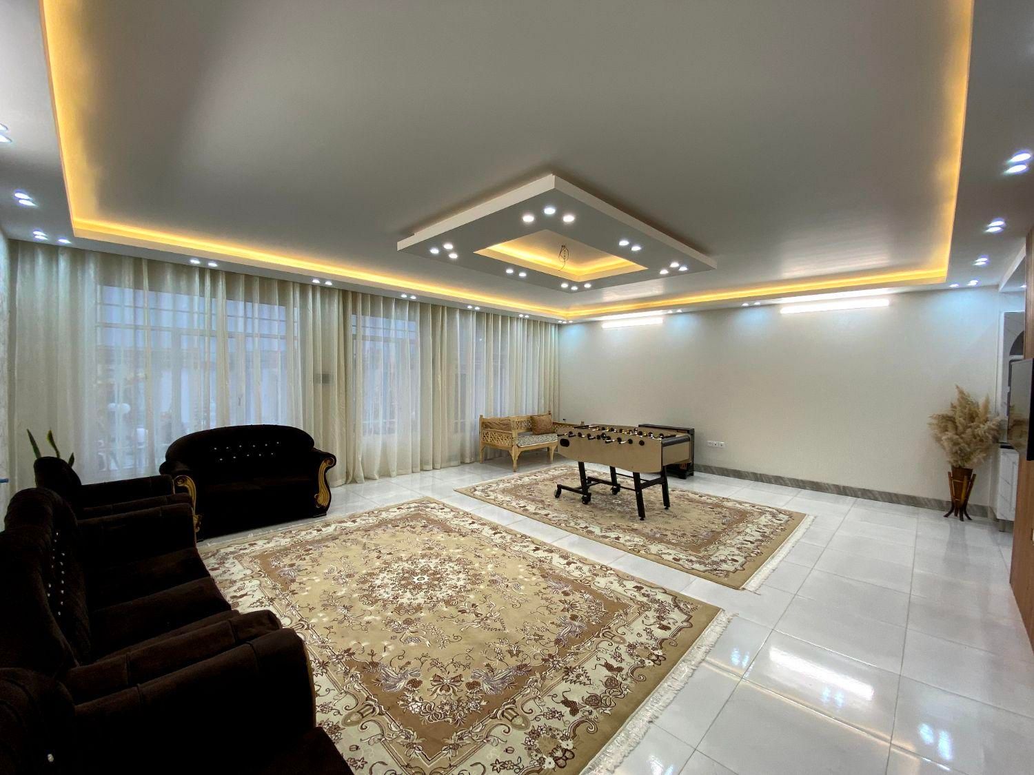 ویلا مدرن دربست با امکانات کامل|اجارهٔ کوتاه‌مدت ویلا و باغ|کاشان, |دیوار