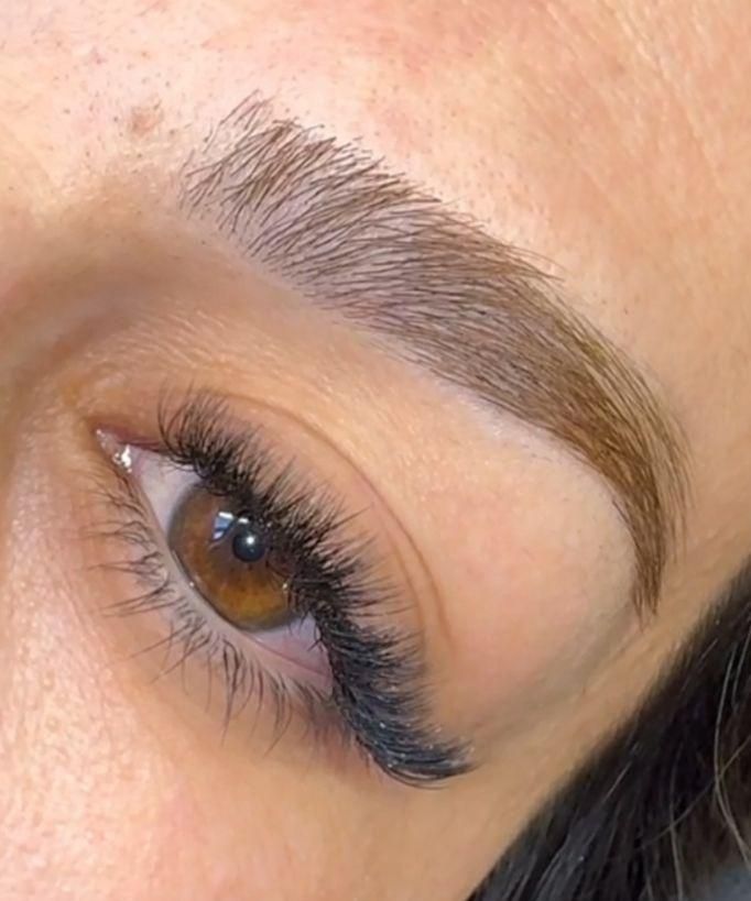 خدمات تخصصی اکستنشن مژه ولیفت و لمینت مژو وابرو|خدمات آرایشگری و زیبایی|کرج, عظیمیه|دیوار