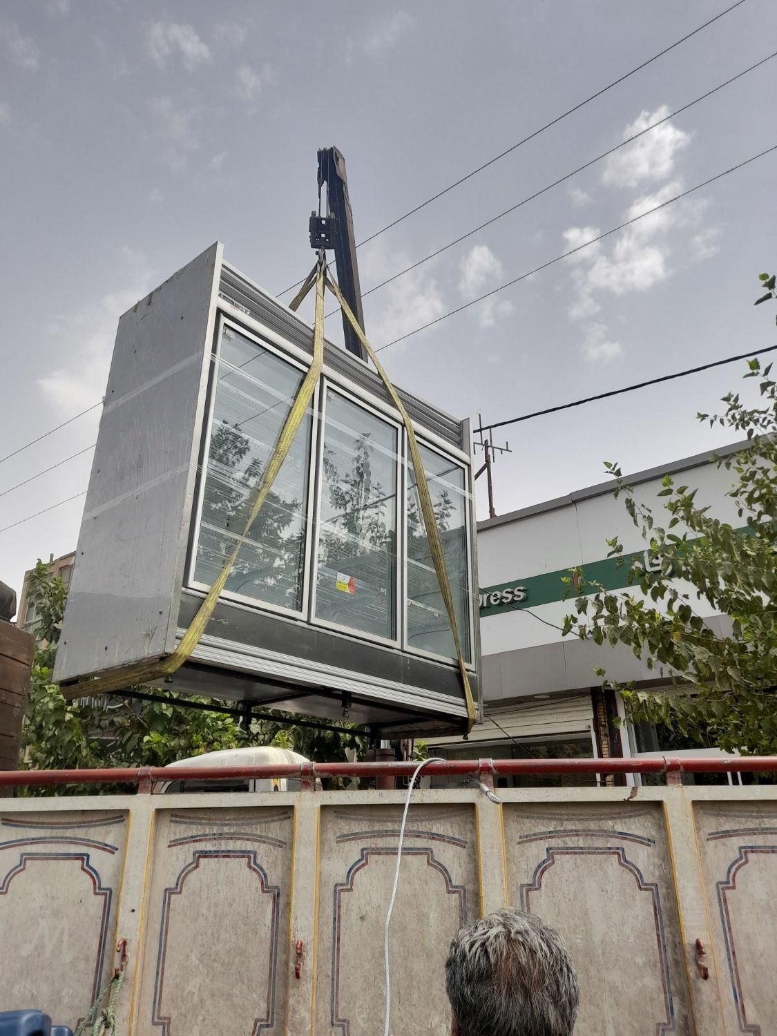 جرثقیل حمل نقل کاشی پالت موزاییک کانکس سبد نفر|خدمات حمل و نقل|یزد, |دیوار