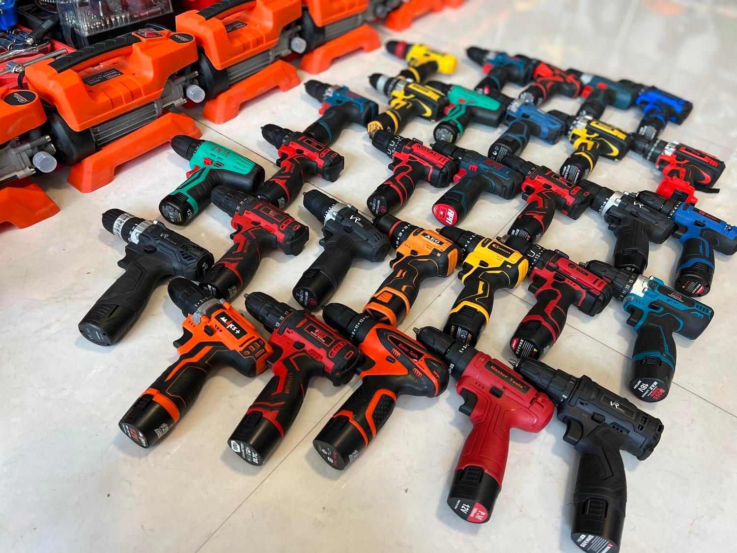 دریل شارژی دلرشارژی دلر چکشی اتومات|ماشینآلات صنعتی|مشهد, هنرور|دیوار