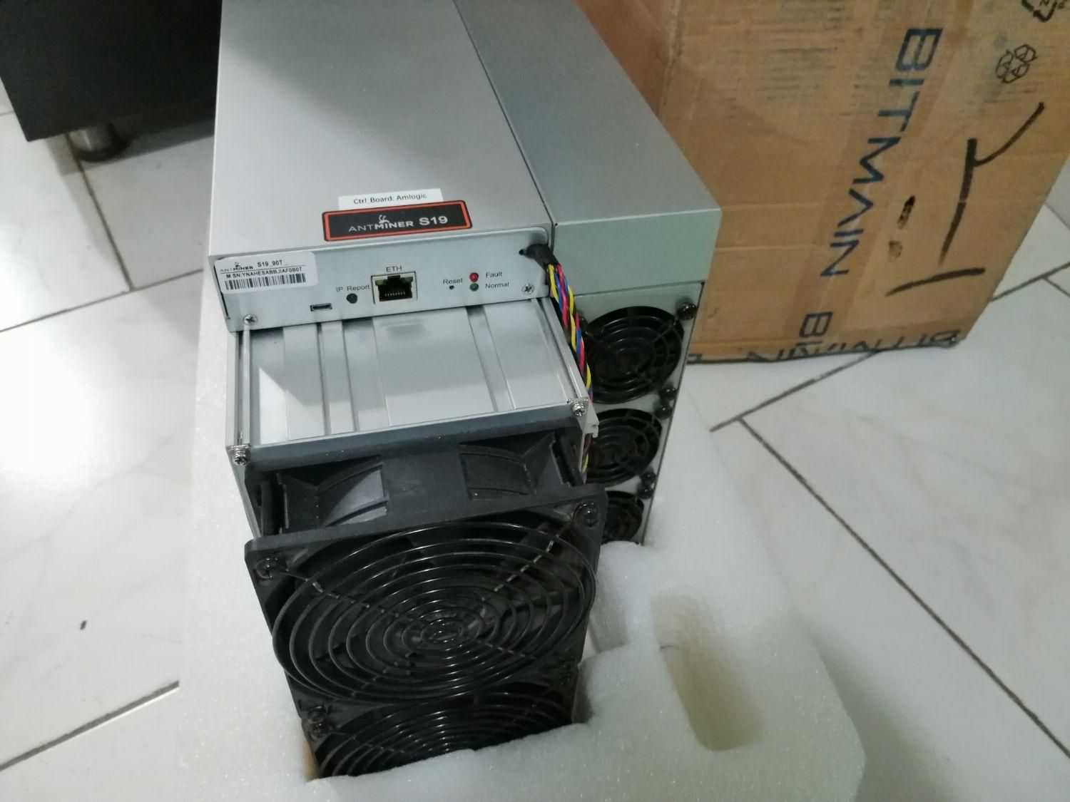 ماینر antminer 90Th S19|قطعات و لوازم جانبی رایانه|تهران, صادقیه|دیوار