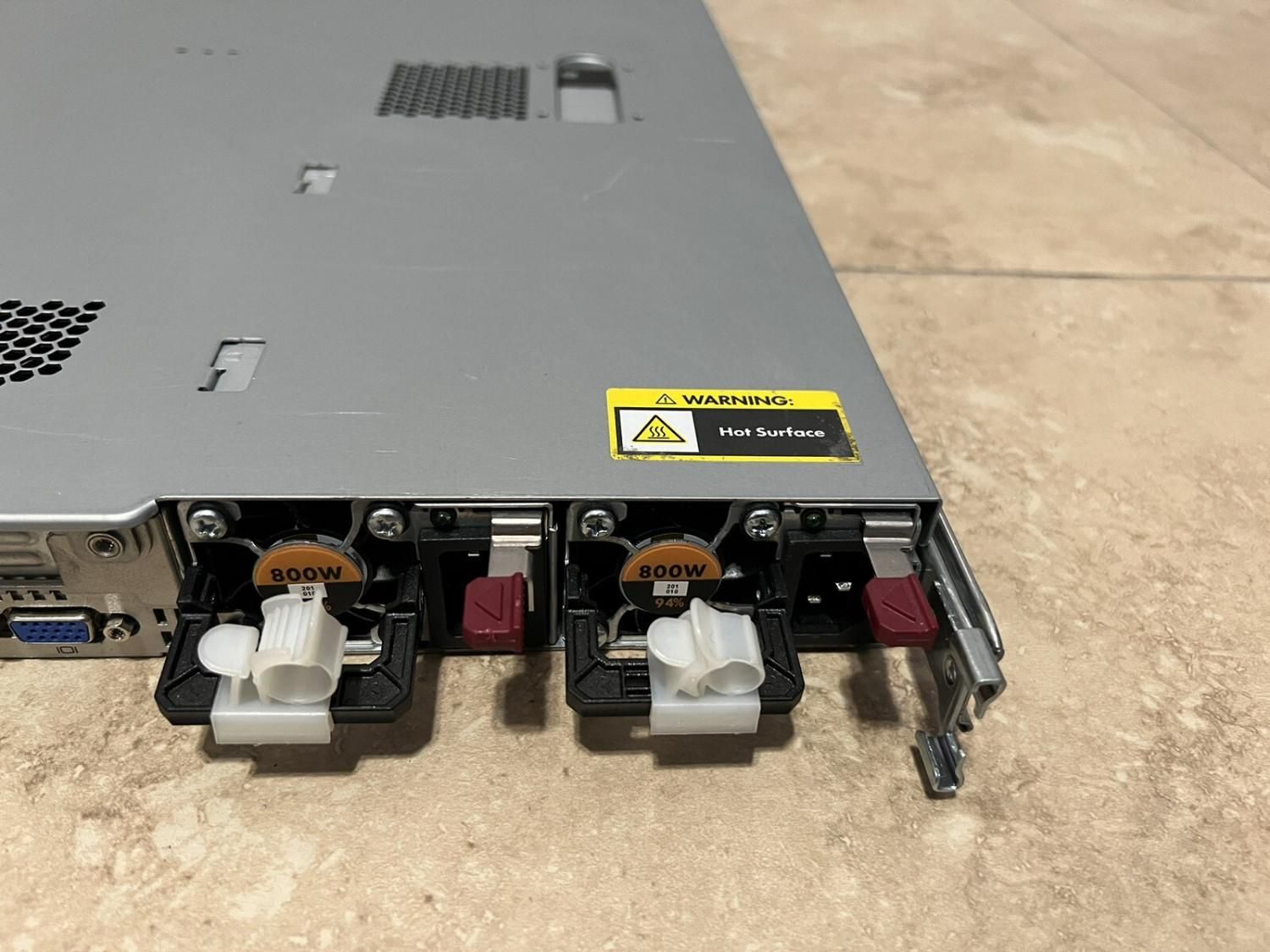 سرور dl360 g9 8sff پاور 800 وات A++|مودم و تجهیزات شبکه|اصفهان, سعادت‌آباد|دیوار