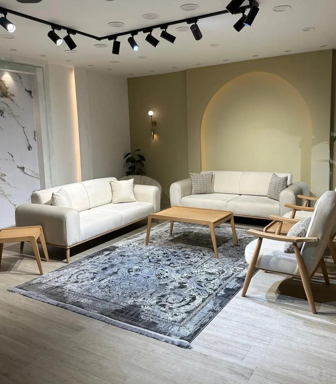 تعمیرات تخصصی انواع مبلمان|خدمات پیشه و مهارت|شیراز, معالی‌آباد|دیوار