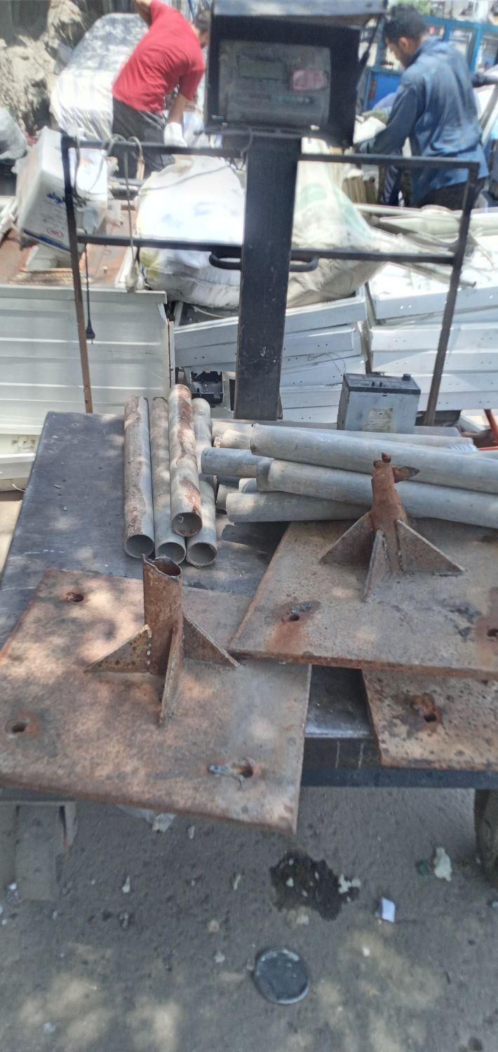 ضایعات وسمساری خورده ریز انباری مهرباد جنوبی|عمده‌فروشی|تهران, مهرآباد جنوبی|دیوار