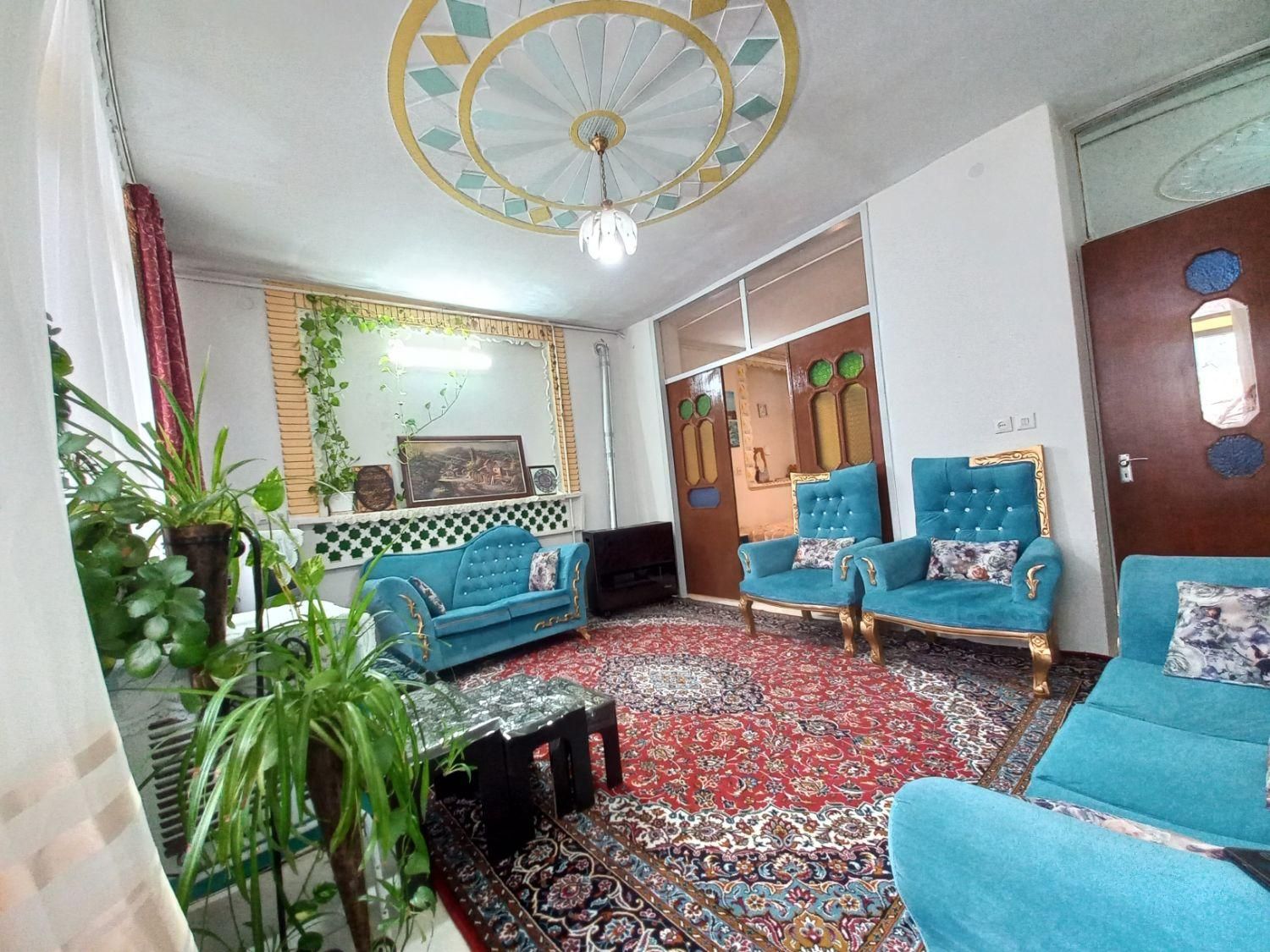 اجاره روزانه/هفتگی منزل حیاط دار خوانسار|اجارهٔ کوتاه‌مدت آپارتمان و سوئیت|خوانسار, |دیوار