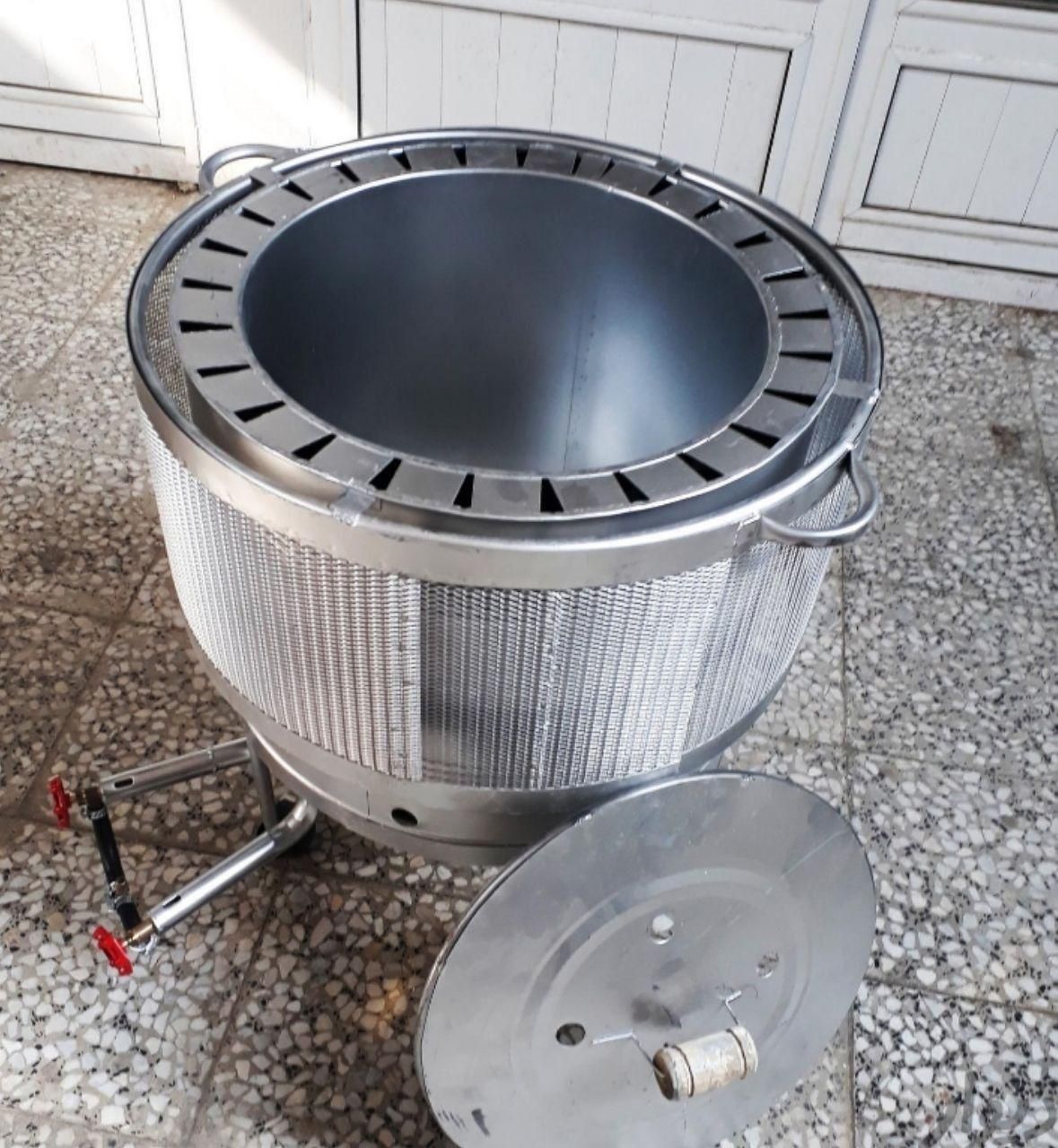 تنور چرخدار گلی پنج نون و همزن خمیر|اجاق گاز و لوازم برقی پخت‌وپز|قزوین, |دیوار