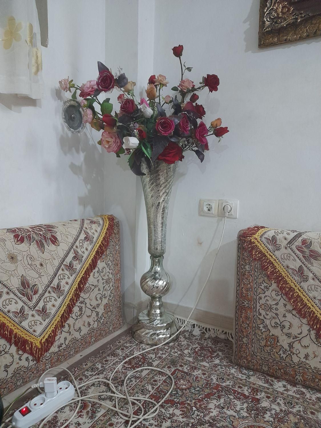 ۸۰۰|گل مصنوعی|تهران, کوثر|دیوار