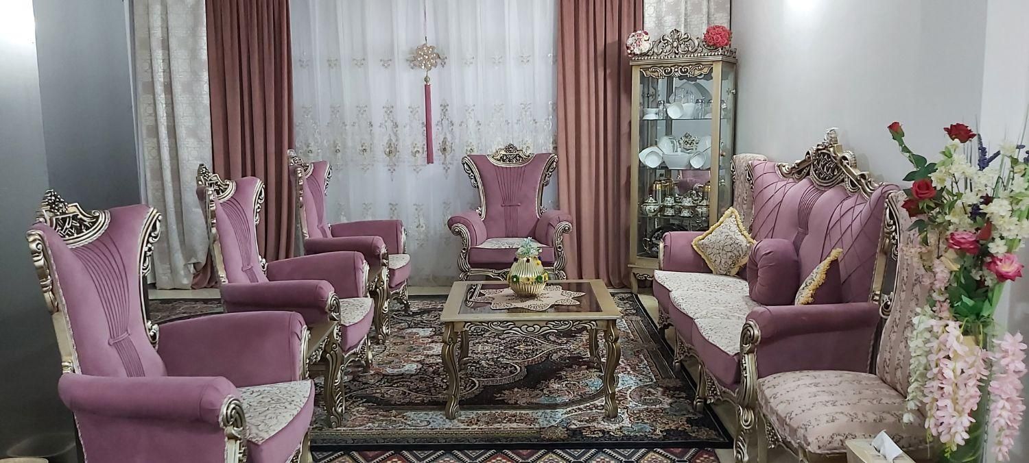 مبل سلطنتی ۹نفره|مبلمان خانگی و میز عسلی|اصفهان, هیستان|دیوار