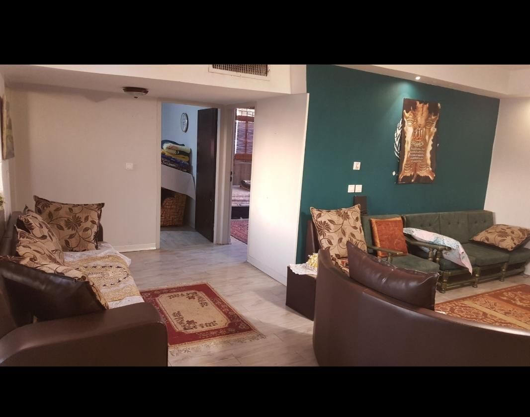 آپارتمان مبله  با پارکینگ در اطلسی تایمی و روزانه|اجارهٔ کوتاه‌مدت آپارتمان و سوئیت|شیراز, باغ تخت|دیوار