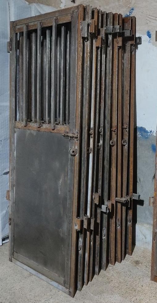 در خرپشته در آهنی درب انباری آماده (کد ۱۳۴)|مصالح و تجهیزات ساختمان|مشهد, نوید|دیوار