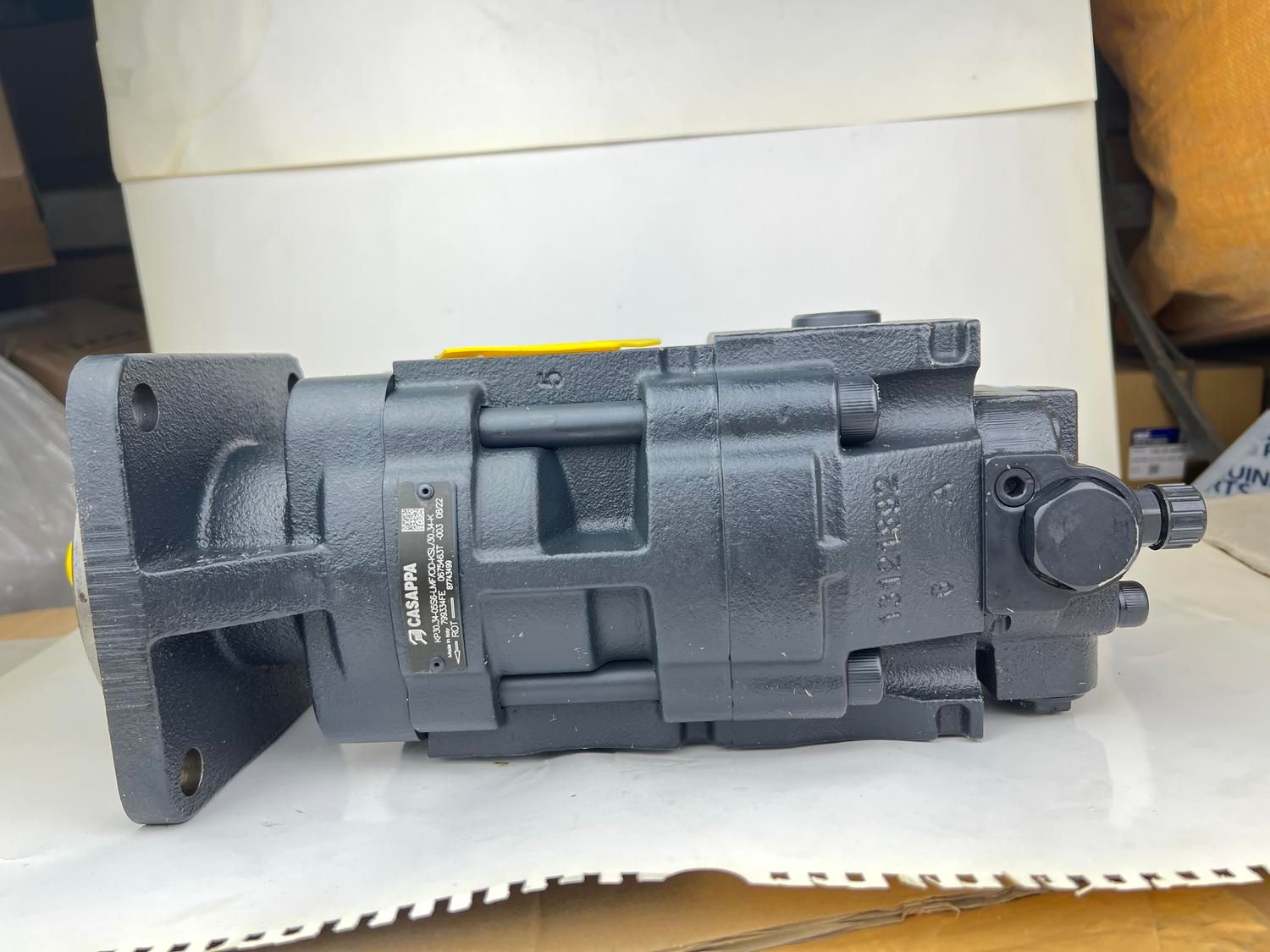 قطعات بیل بکهو نیوهلندCNH|ماشین‌آلات صنعتی|ابریشم, |دیوار