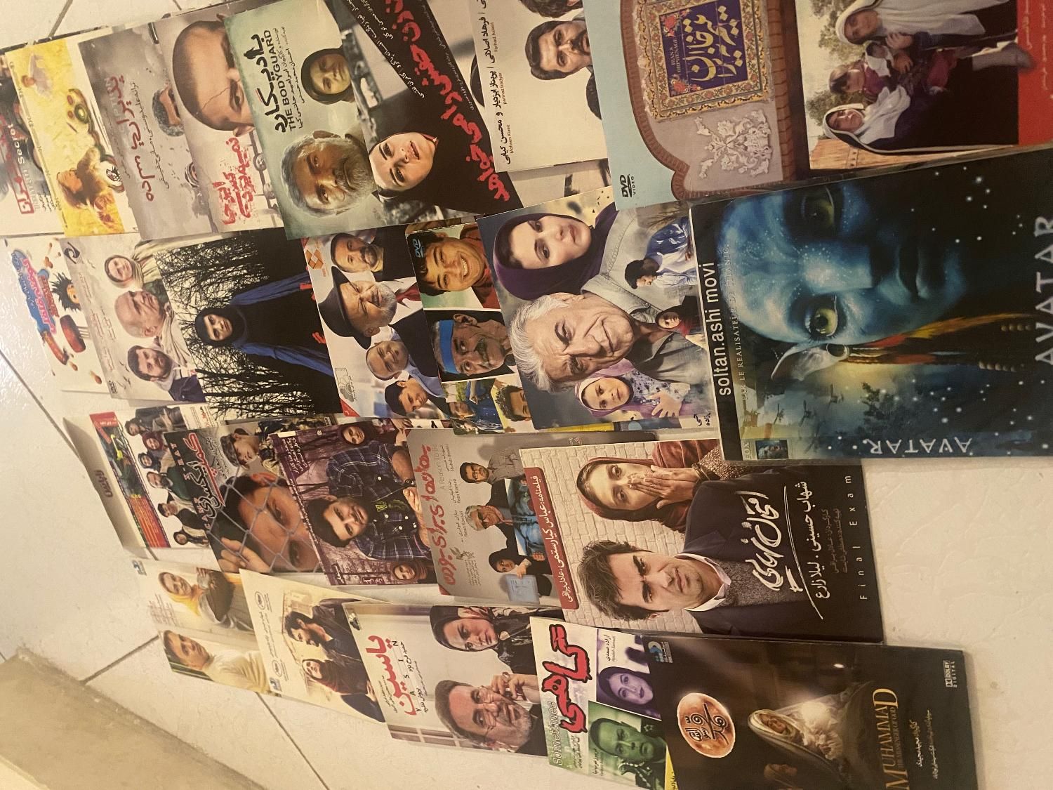 تعدادی CD و DVD فیلم و سریال و کارتون رایگان|فیلم و موسیقی|تهران, پونک|دیوار