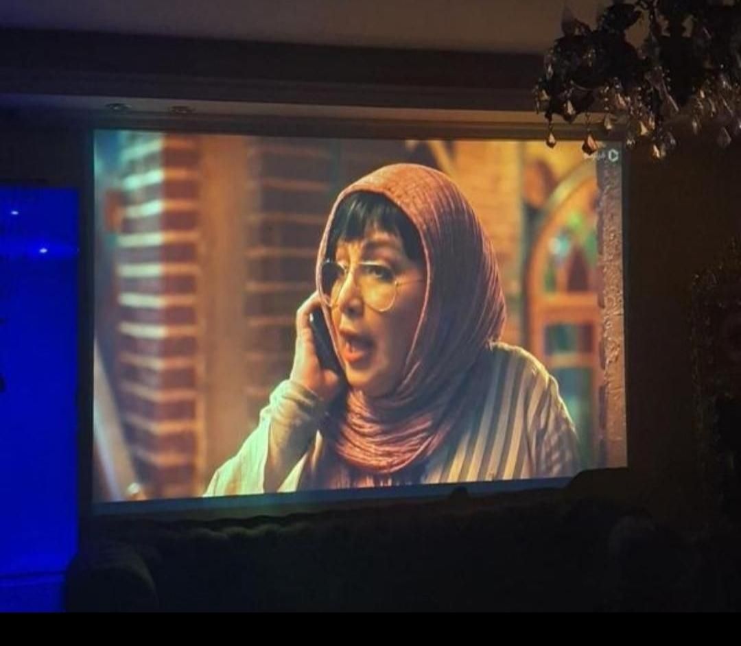 ویدیو پروژکتور/فول سینمایی همراه با نصب|تلویزیون و پروژکتور|اصفهان, بوستان آینه خانه|دیوار