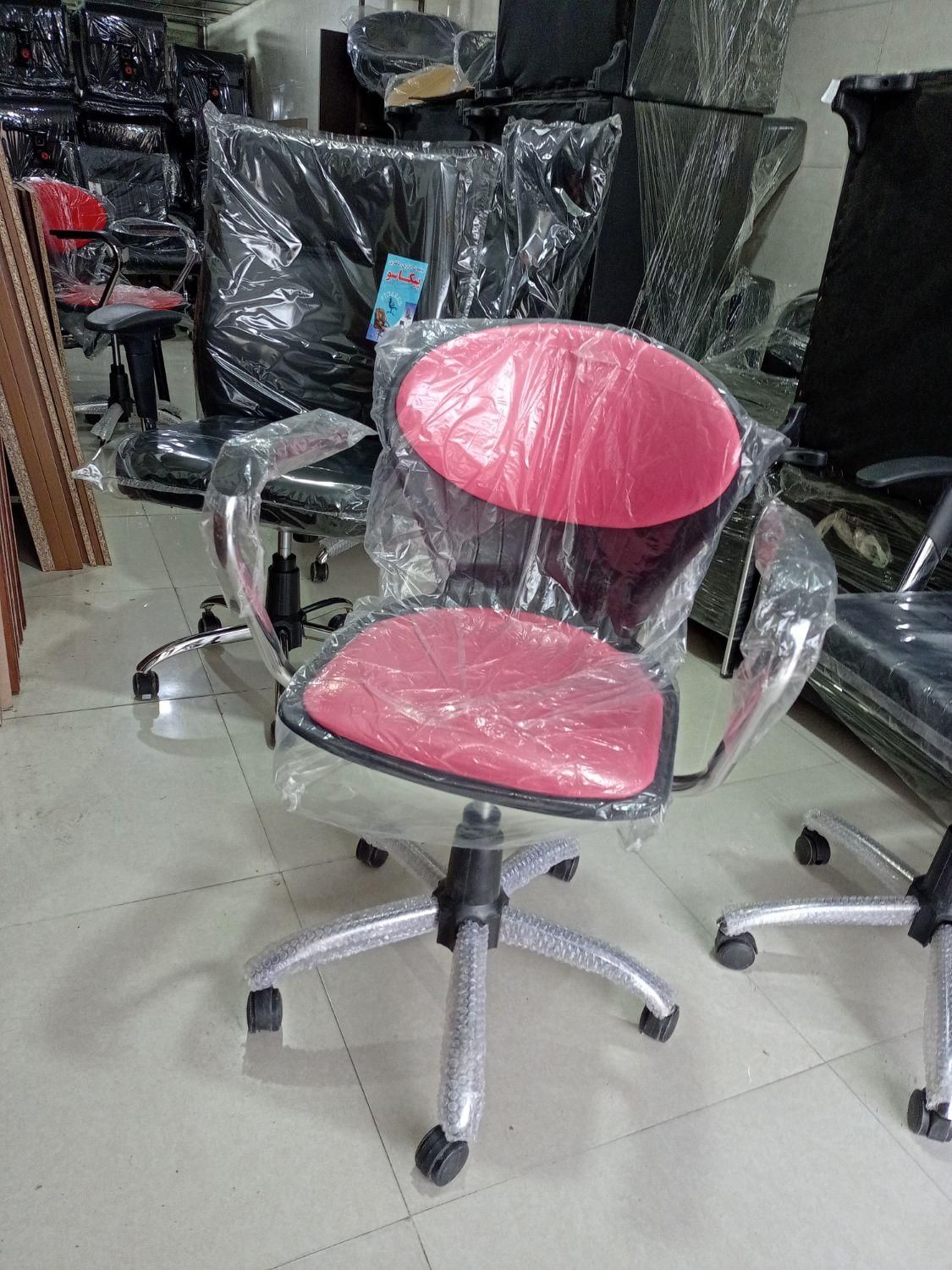 صندلی میخوای ارزون تر از همه جا|صندلی و نیمکت|ساوه, |دیوار