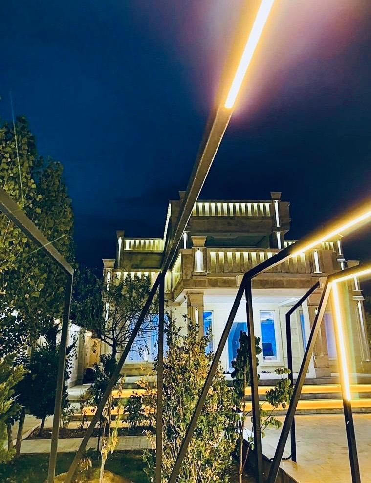 اجاره عمارت 4 خواب استخر روباز ابگرم کردان|اجارهٔ کوتاه‌مدت ویلا و باغ|کرج, گوهردشت|دیوار