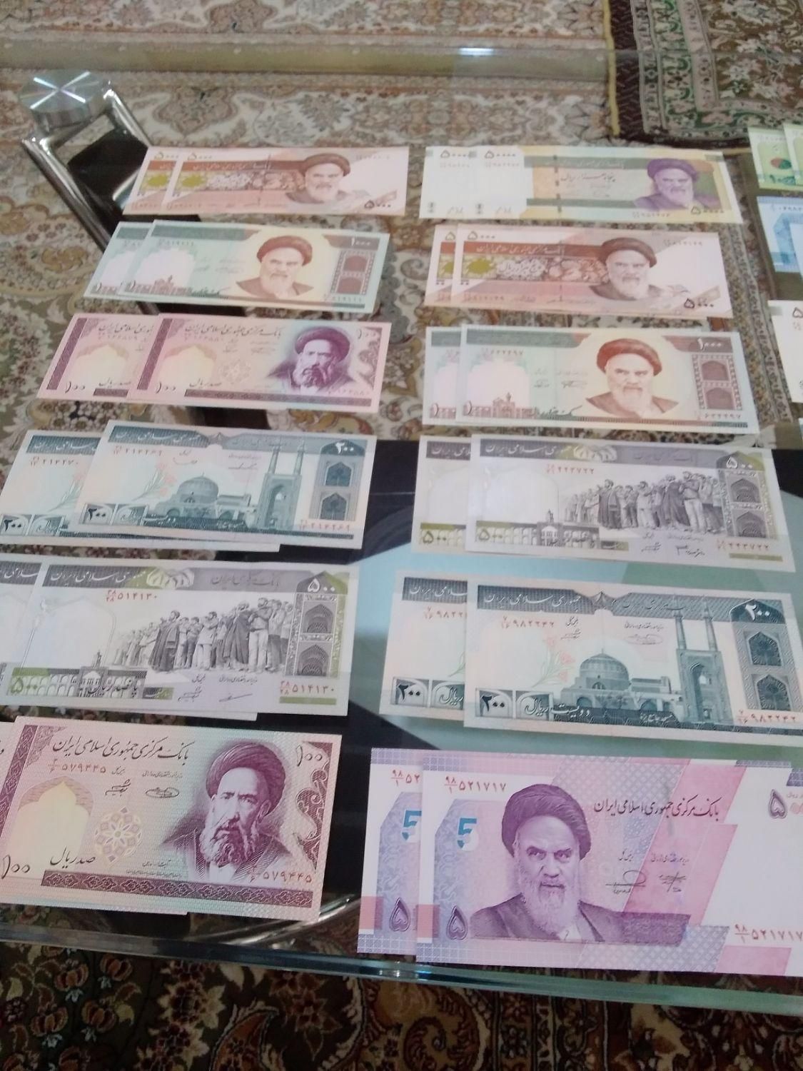 اسکناس جفت بانکی جمهوری|کلکسیون سکه، تمبر، اسکناس|شهرضا, |دیوار