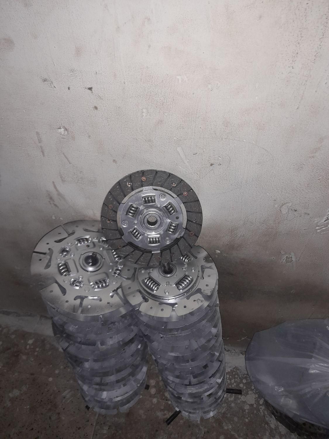 دیسک و صفحه کلاچ اصلی باضمانت با تعویض|قطعات یدکی و لوازم جانبی|مشهد, خین عرب|دیوار