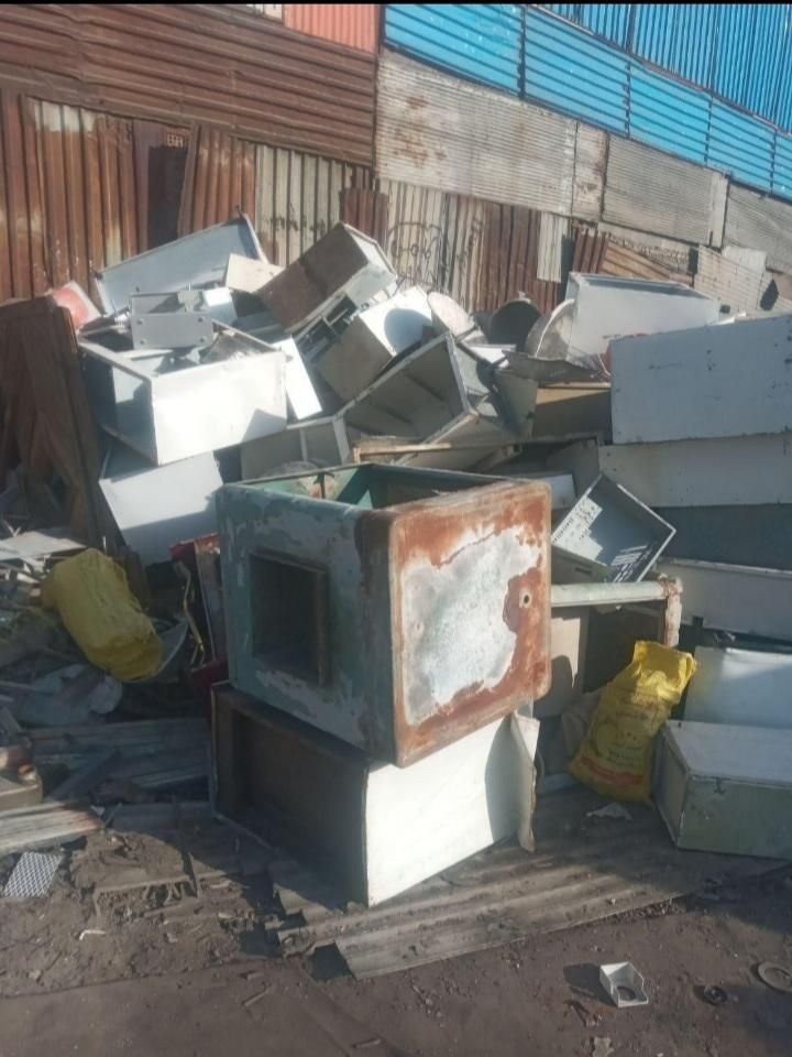 بهترین خریدارلوازم منزل وضایعات|خدمات پیشه و مهارت|اسلام‌شهر, |دیوار