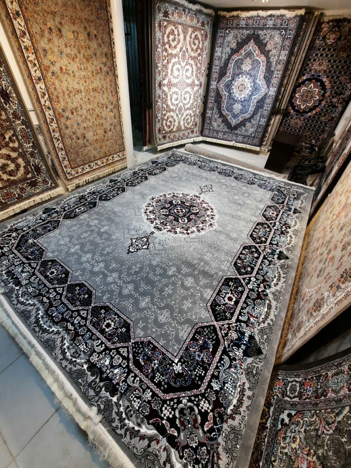 فرش حسینی(دیانت) ۷۰۰شانه۱۲متری تمام نخ *یاسمن*|فرش|مشهد, ایثارگران|دیوار