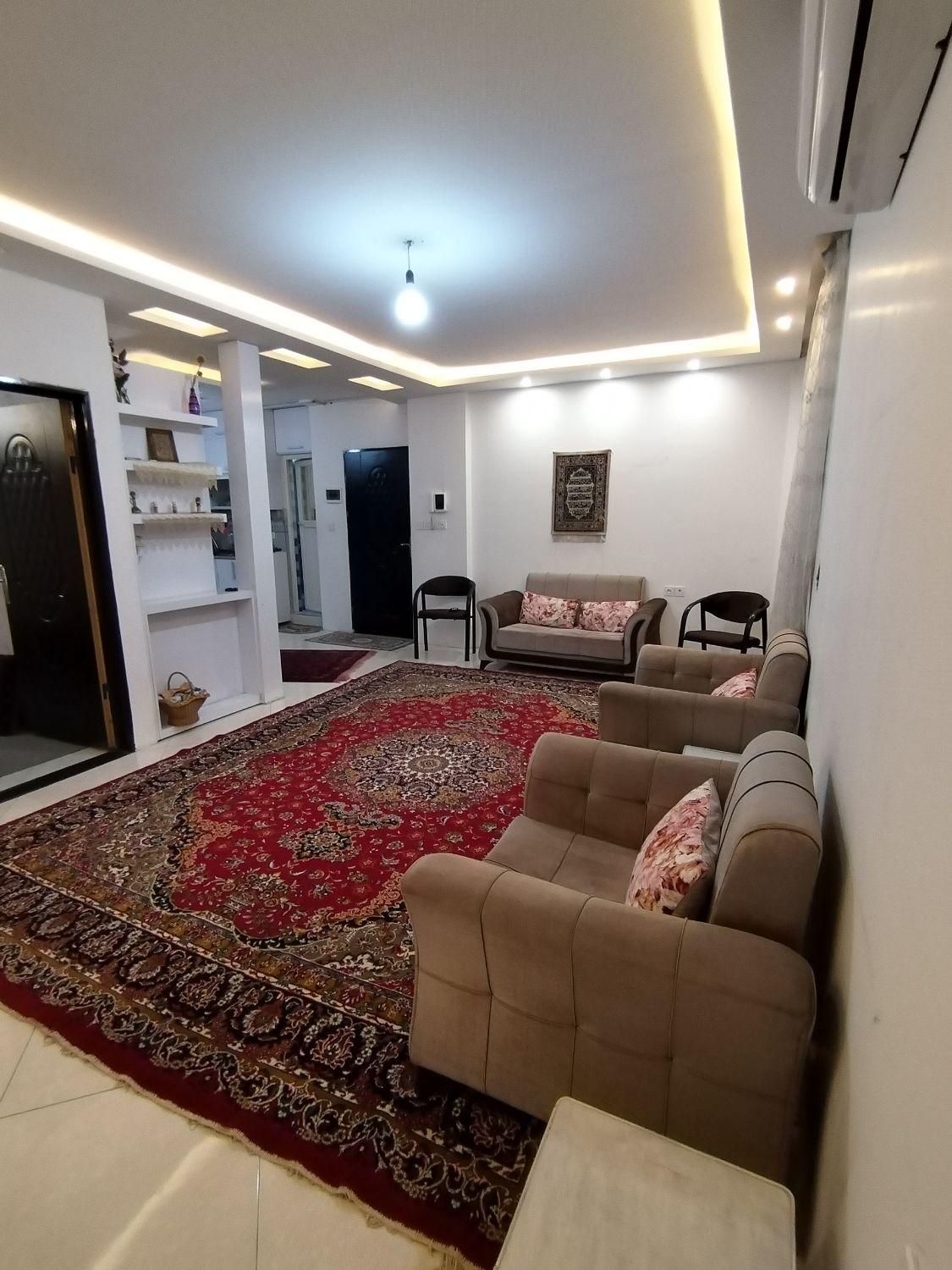 سوییت|اجارهٔ کوتاه‌مدت آپارتمان و سوئیت|مشهد, پروین اعتصامی|دیوار