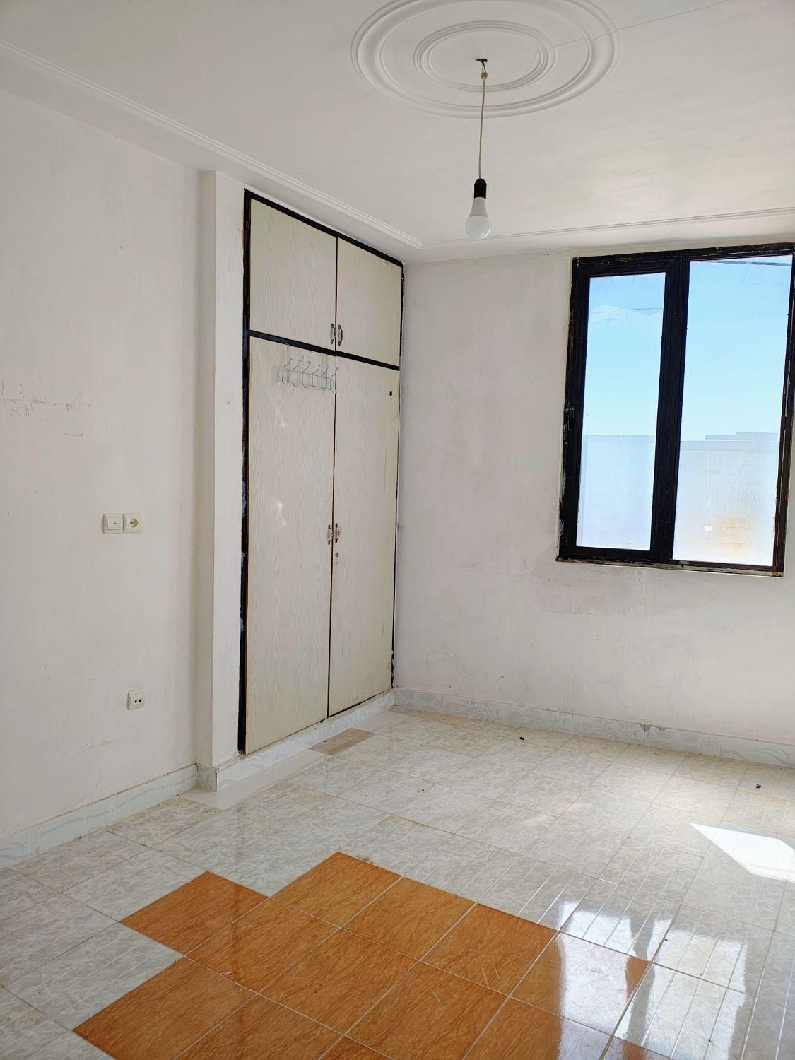 آپارتمان 76متری، محله‌ی سرکمر محلات|فروش آپارتمان|محلات, |دیوار