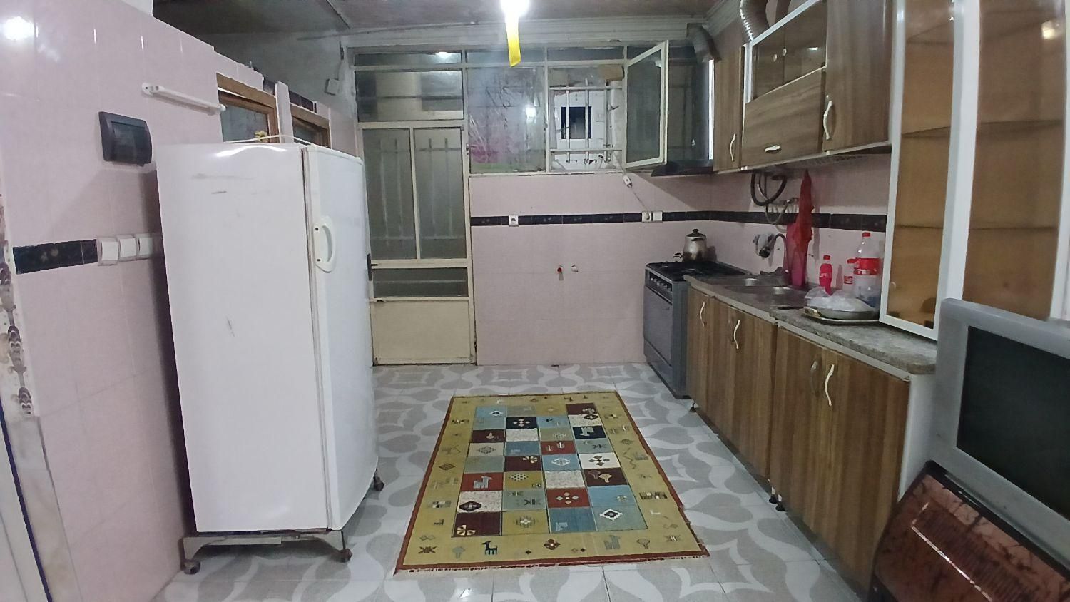 سوئیت اجاره ای بلوار جمهوری|اجارهٔ کوتاه‌مدت آپارتمان و سوئیت|نیشابور, |دیوار