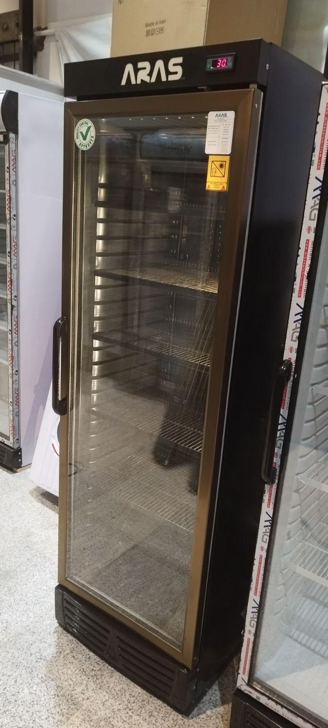 یخچال فروشگاهی قهوه فروشی ویترینی ایستاده تک در|فروشگاه و مغازه|اصفهان, ارغوانیه|دیوار