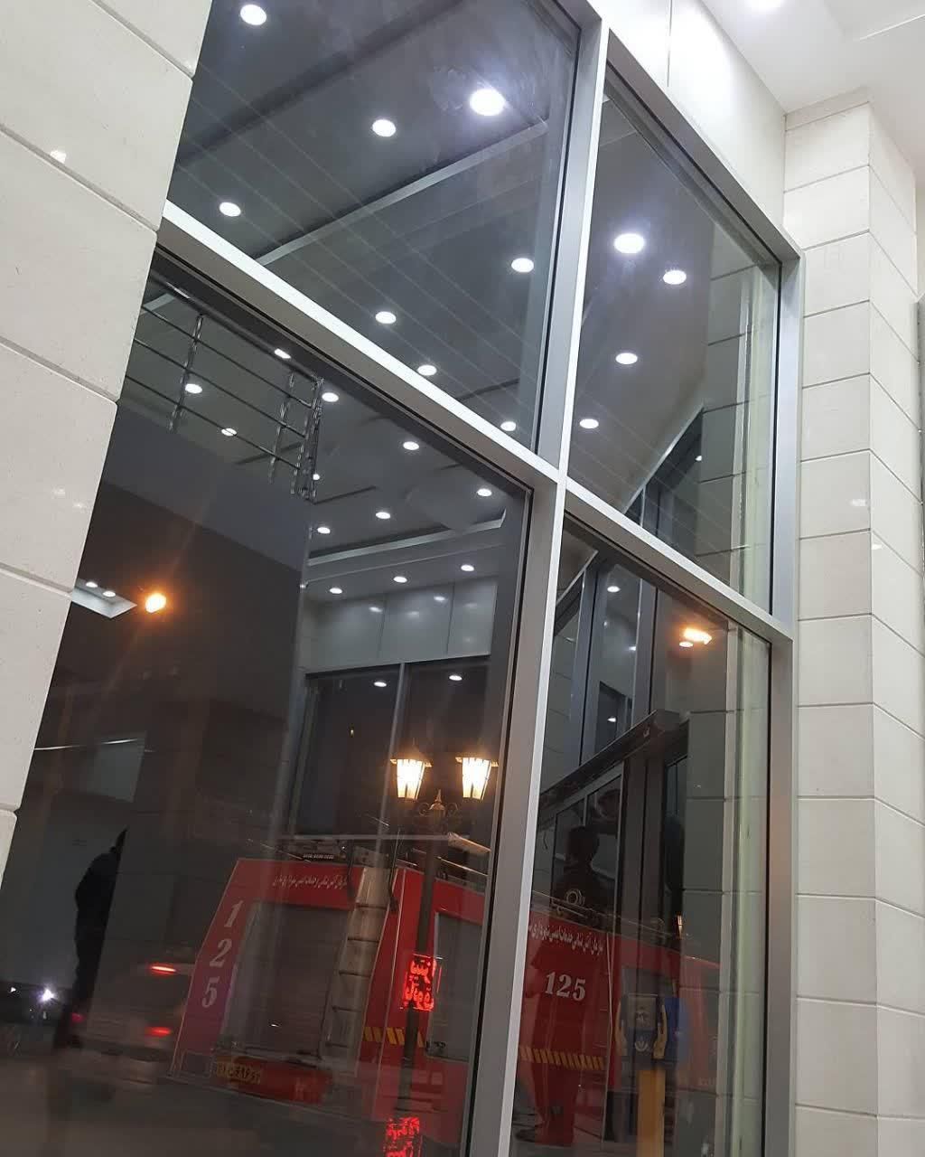 درب و پنجره ۲جداره و نمای شیشه نقد و اقساط ۱۲ماهه|خدمات پیشه و مهارت|اصفهان, عسگریه|دیوار