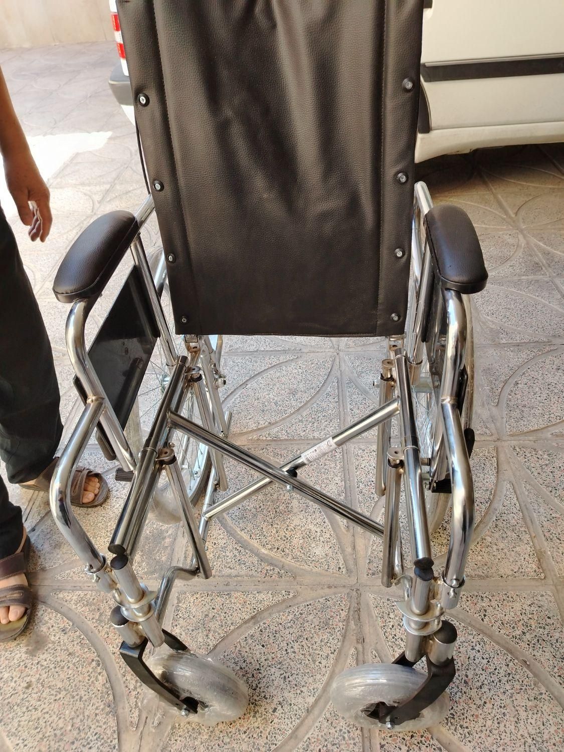 یک عدد ویلچر نو و استفاده نشده با قابلیت تخت شو|آرایشی، بهداشتی، درمانی|اصفهان, شهید رجایی|دیوار