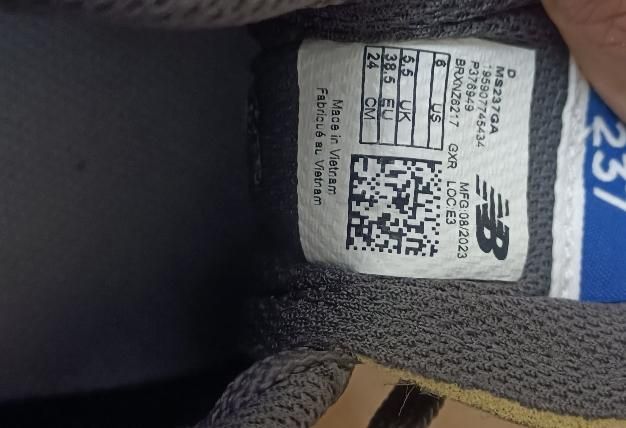 کتونی اورجینال new balance سایز ۳۸/۵|کفش و لباس بچه|تهران, جردن|دیوار