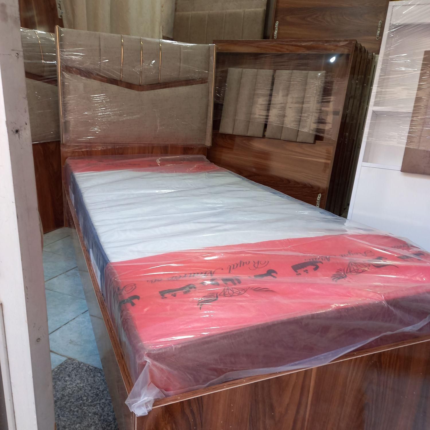 تخت تک نفره مدل آیلین قهوه ای کد ۱۱۰۶|تخت و سرویس خواب|تبریز, |دیوار