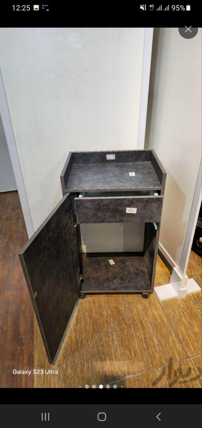 ترولی ارایشگاه|آرایشگاه و سالن‌های زیبایی|مشهد, هنرور|دیوار