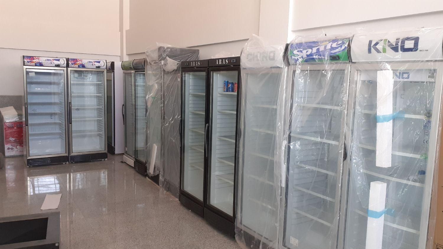 یخچال مغازه فروشگاهی ویترینی نوشیدنی|فروشگاه و مغازه|اصفهان, ارغوانیه|دیوار